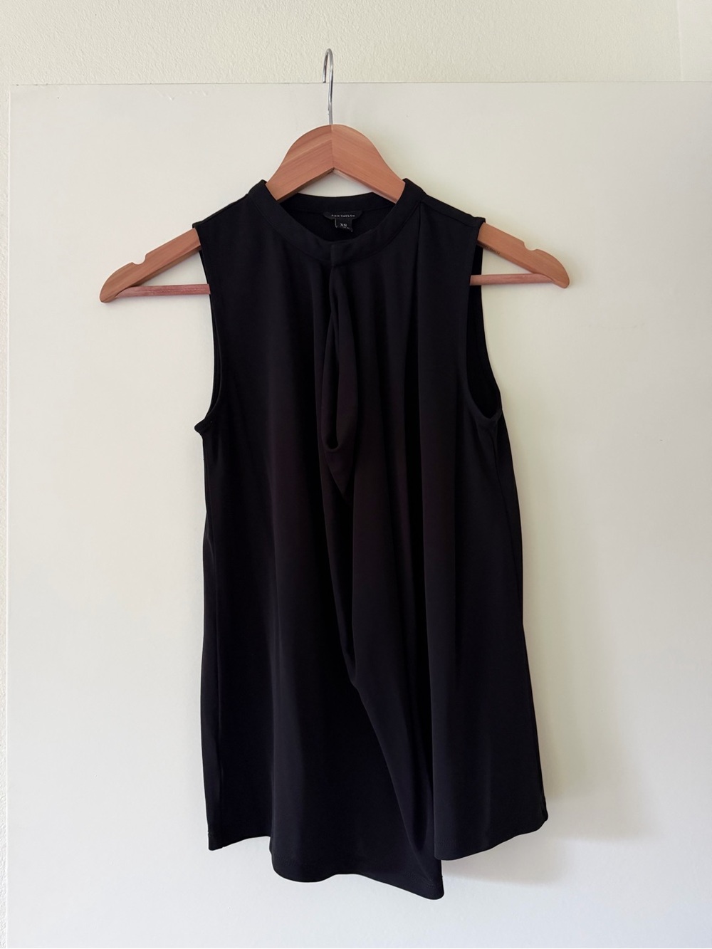 Ann Taylor Sleeveless Button Neck Top
